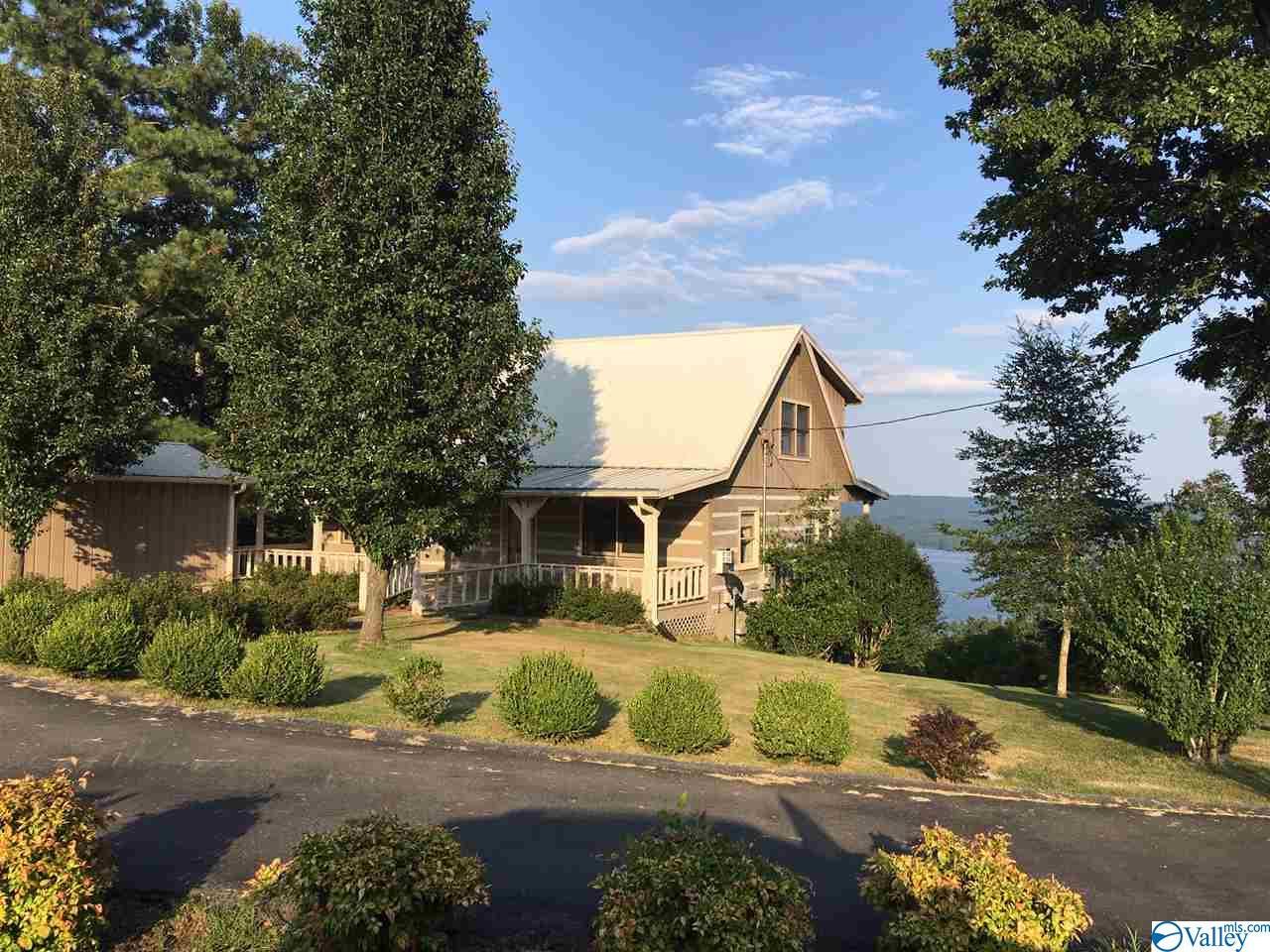209 Cardessa Lane - Photo 1