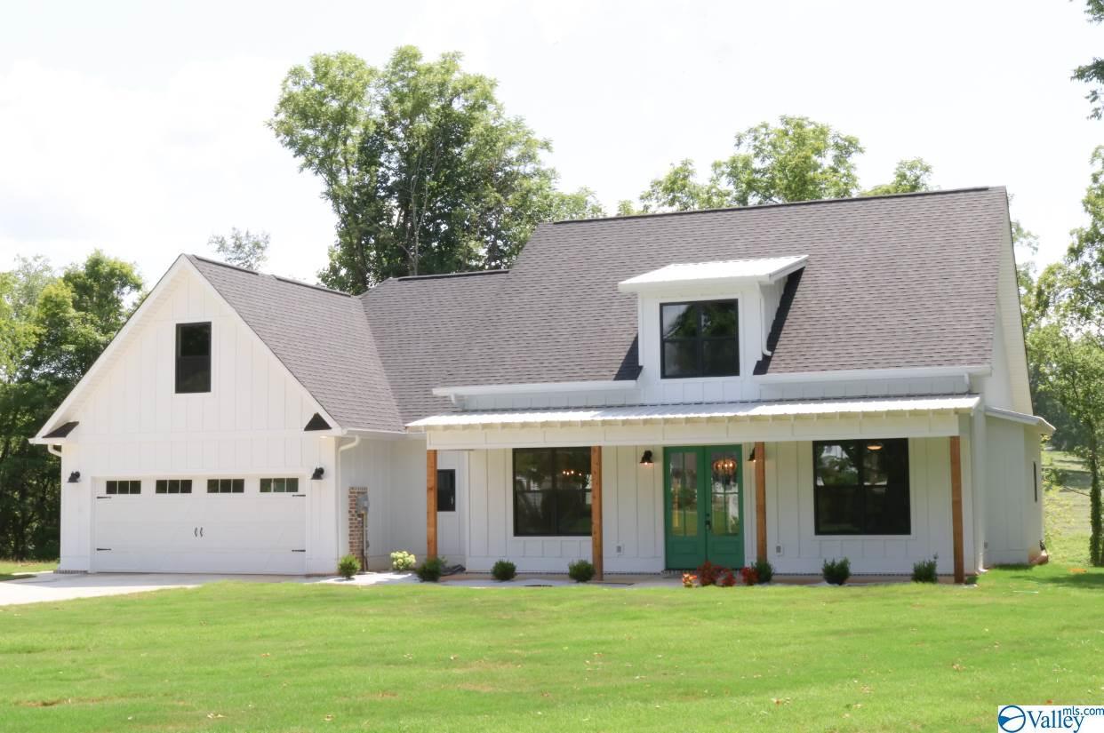 107 Sharp Springs Road - Photo 1