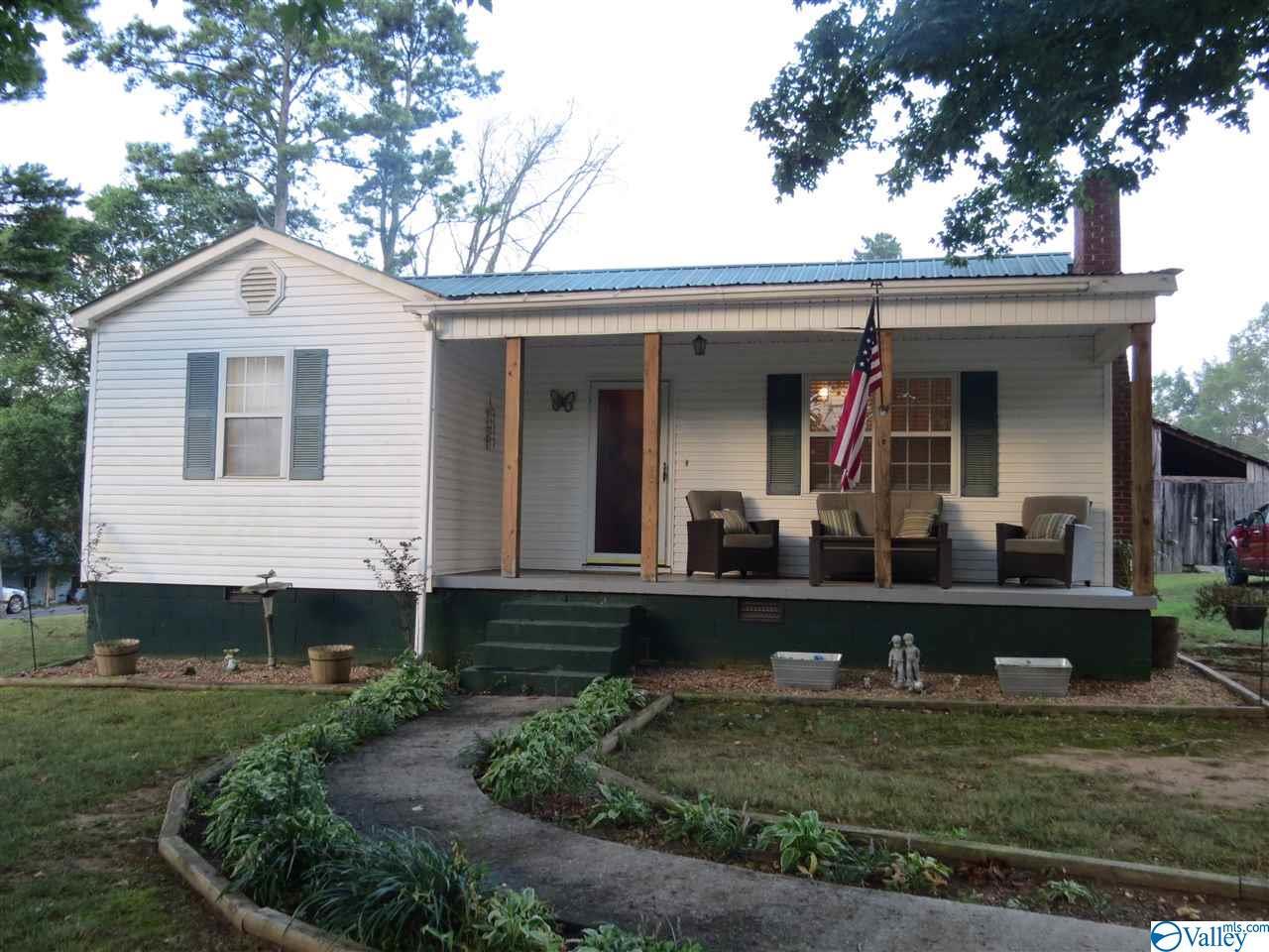 620 Walsh Street - Photo 1