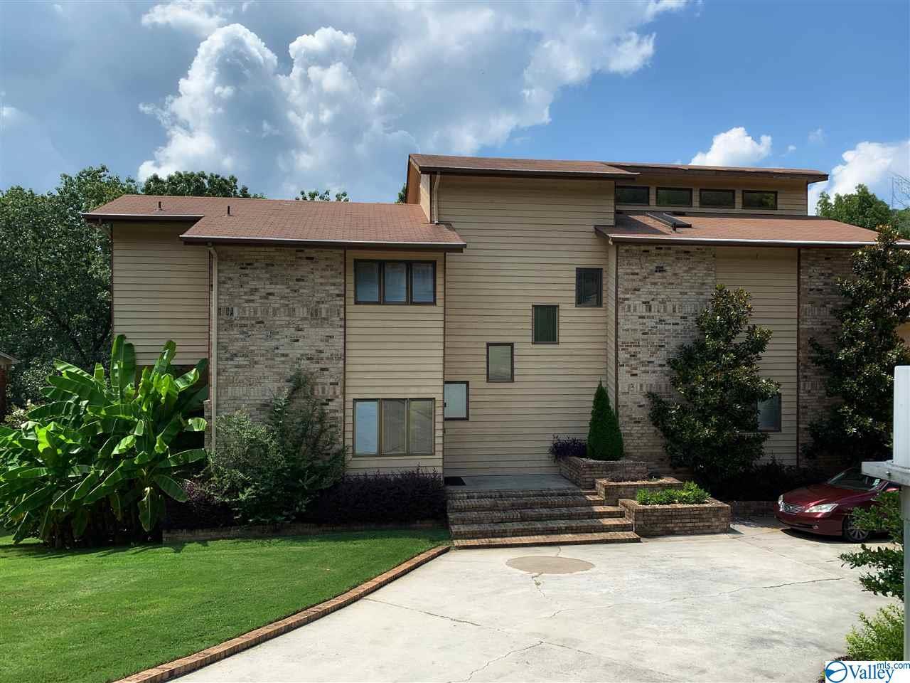 1516 Chandler Road - Photo 1