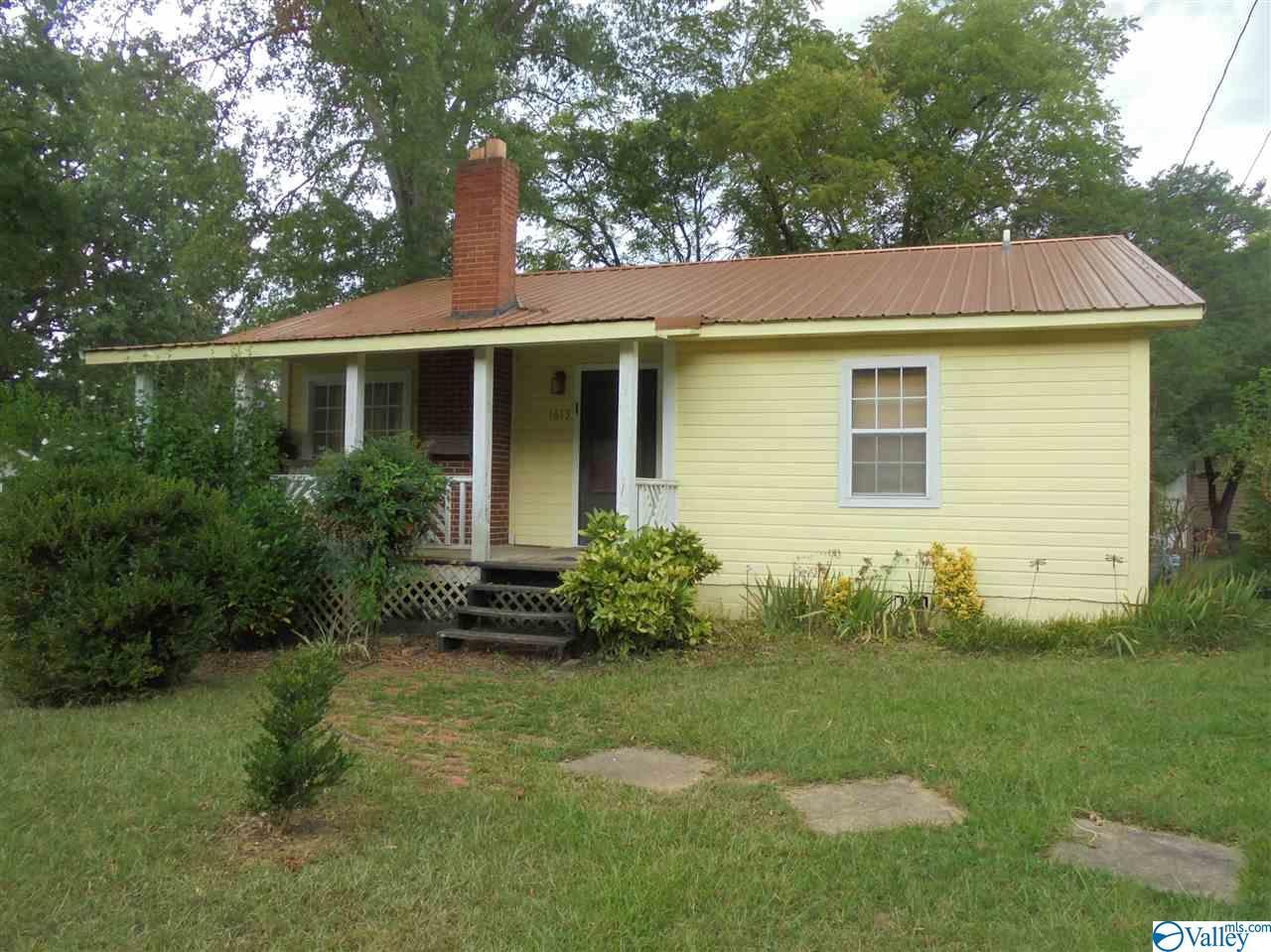 1613 State Street - Photo 1