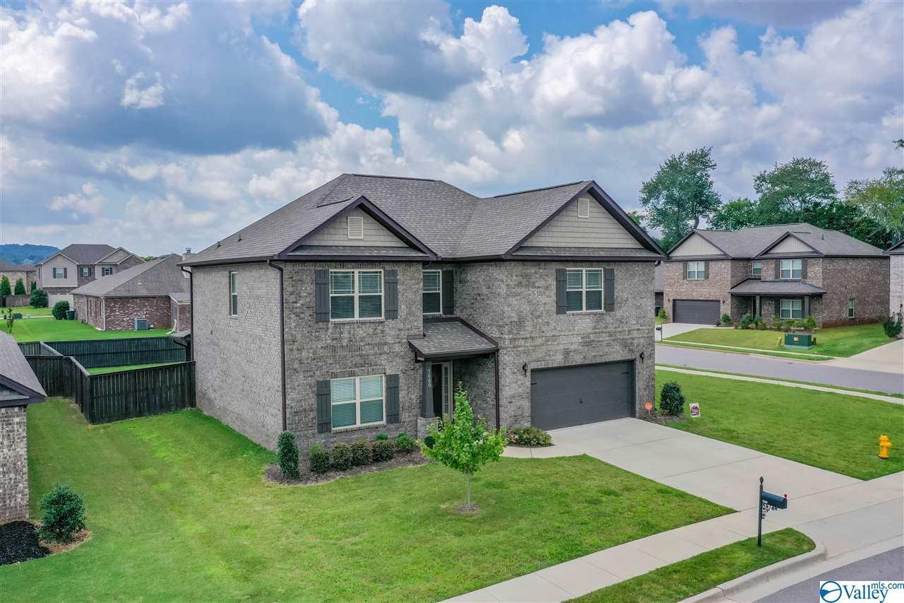 7600 Buncombe Place - Photo 1