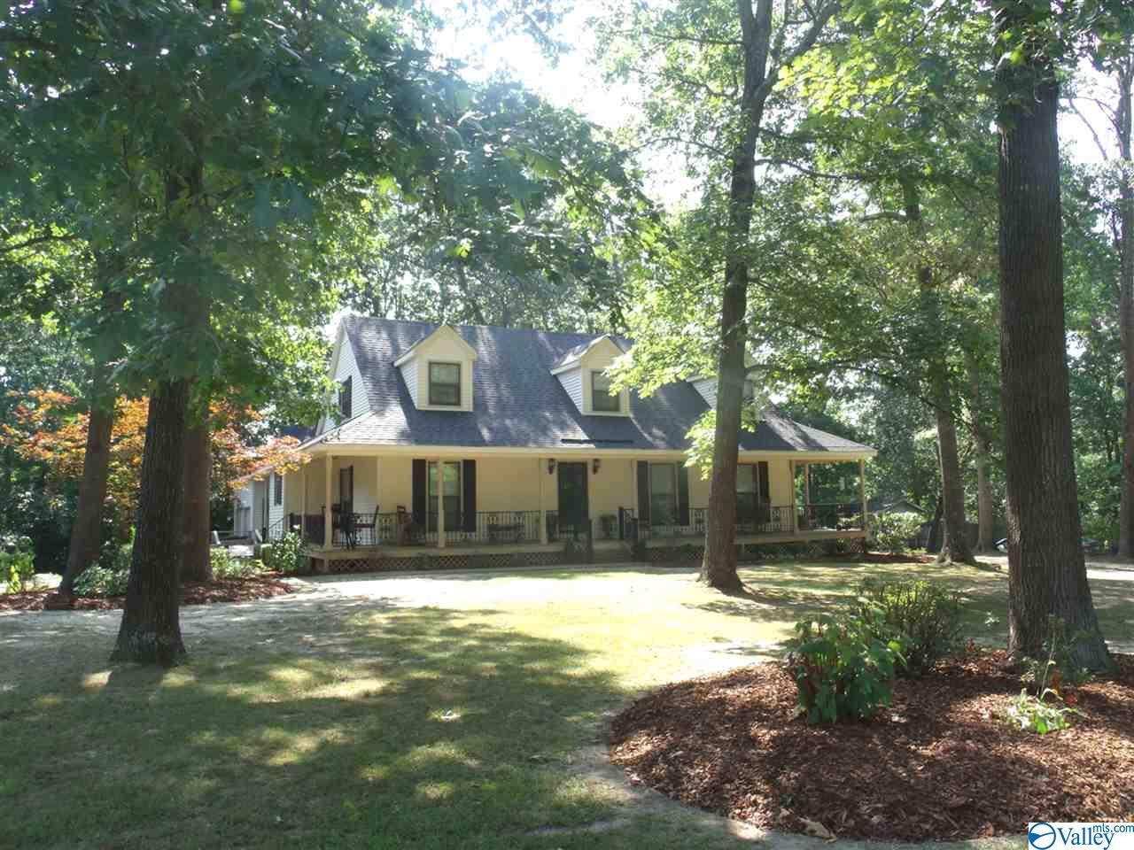 2038 Hickory Trail - Photo 1