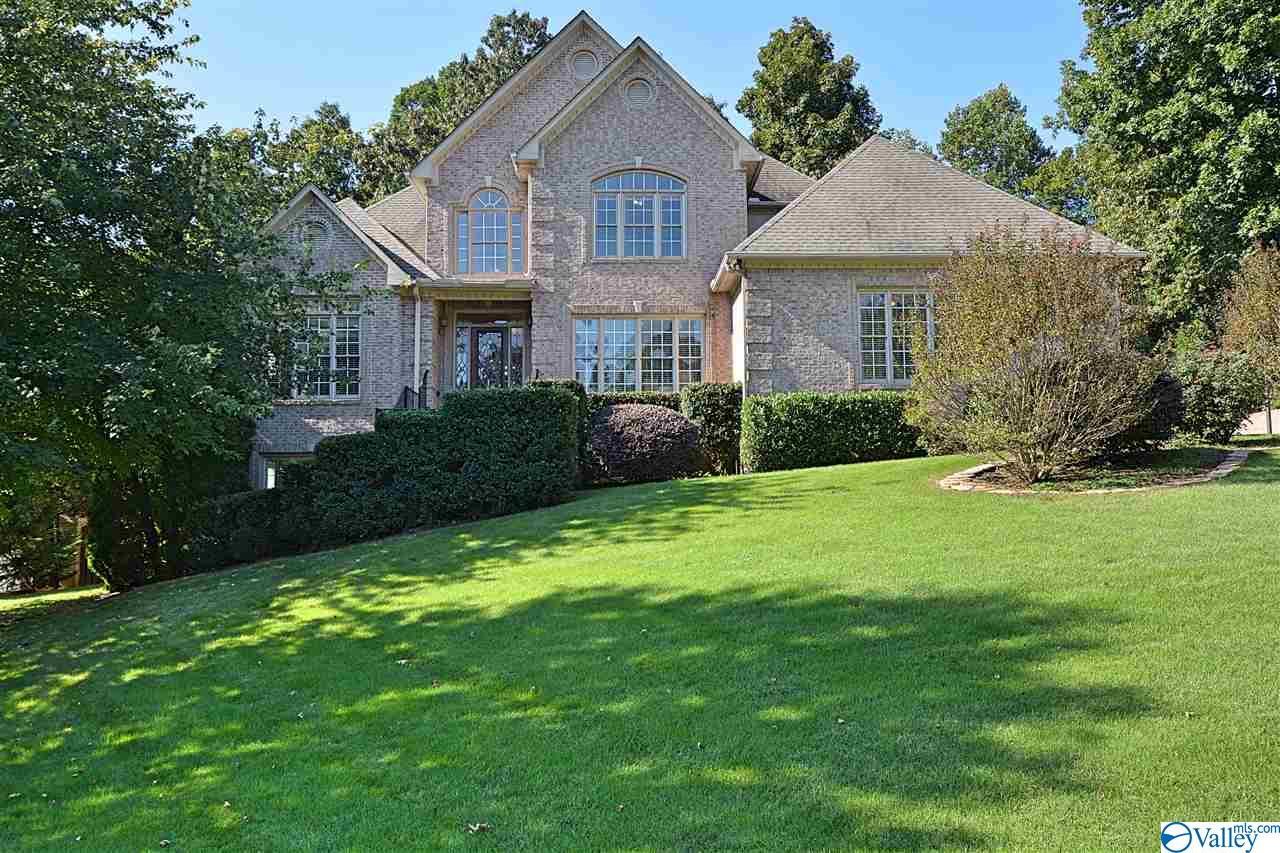 220 Veranda Drive - Photo 1