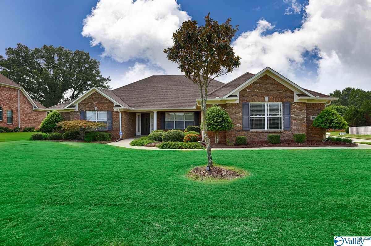 104 Crystal Lake Drive - Photo 1