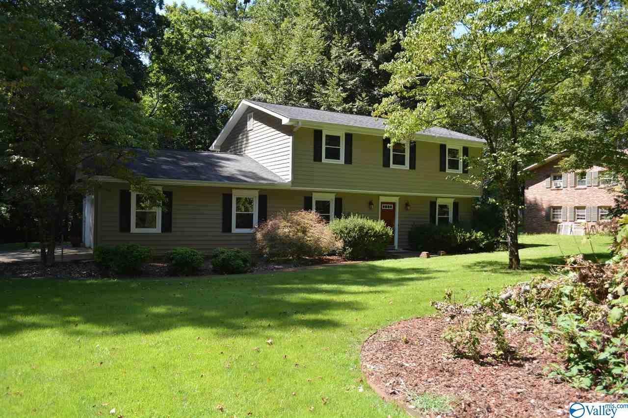 104 Brookwood Drive - Photo 1