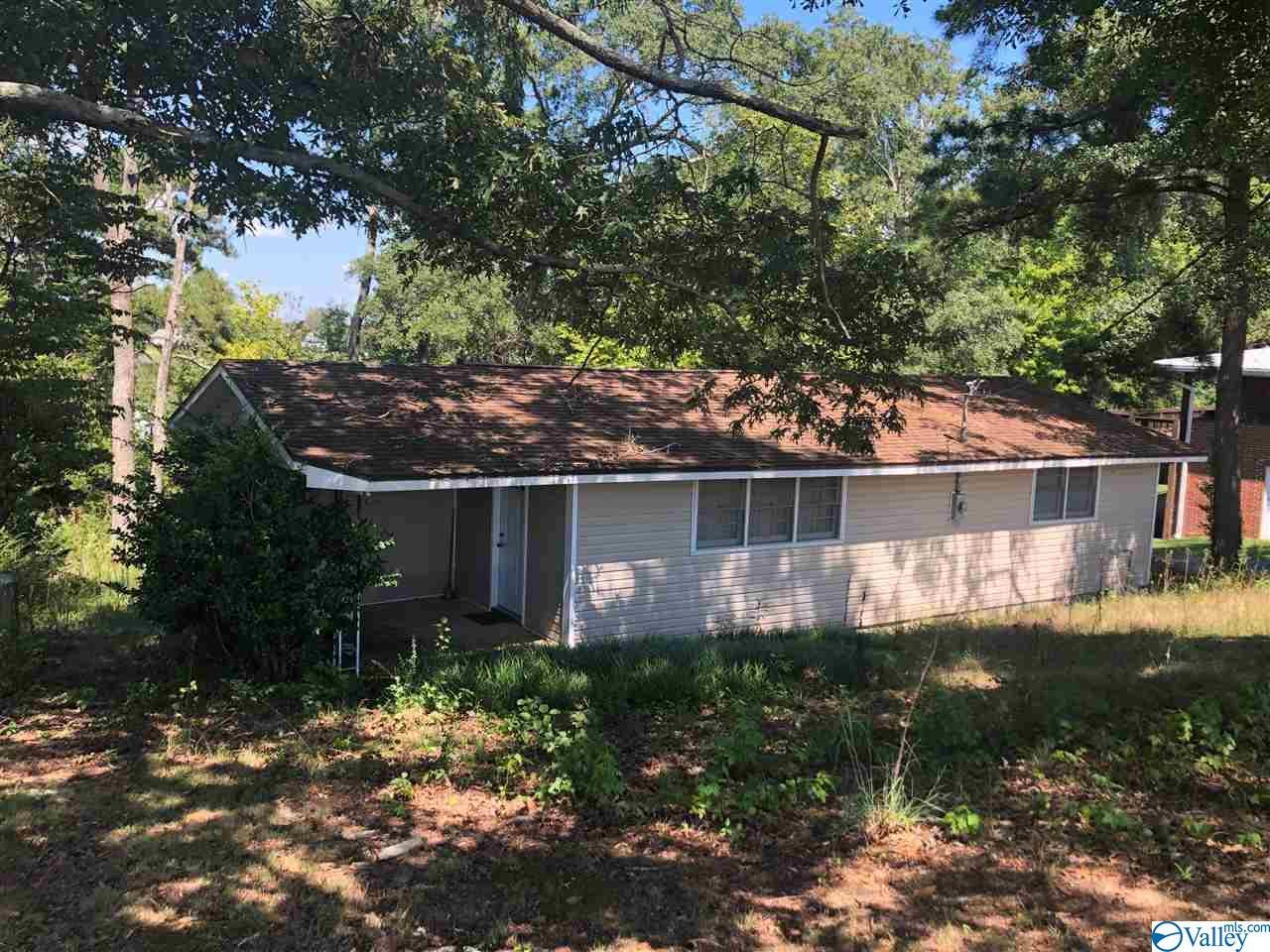 315 Lakeside Drive - Photo 1