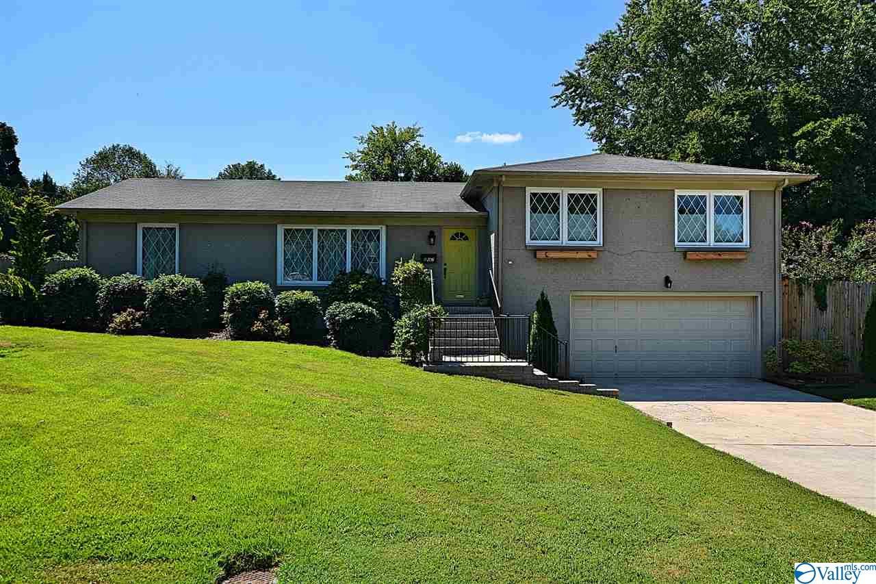 207 Westburg Avenue - Photo 1