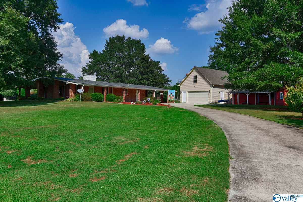17992 Oakdale Road - Photo 1