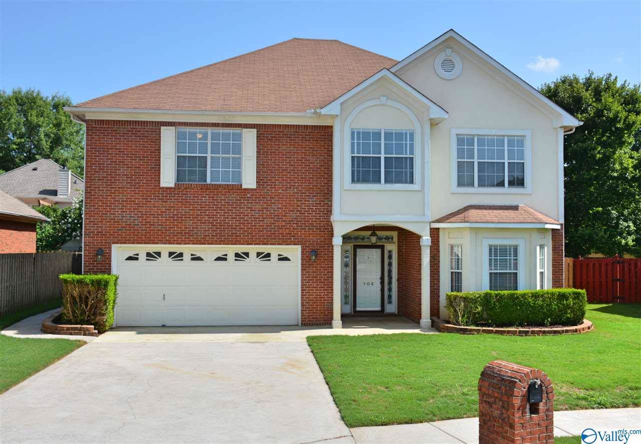 104 Lancaster Court - Photo 1