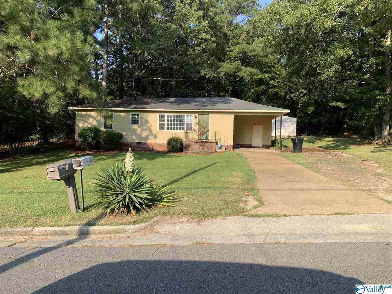 407 Nunnally Avenue - Photo 1