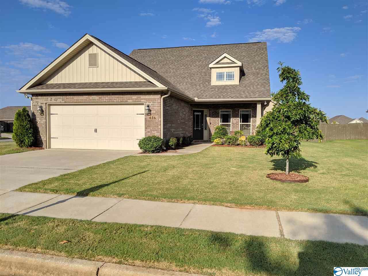 616 River Landing Blvd - Photo 1