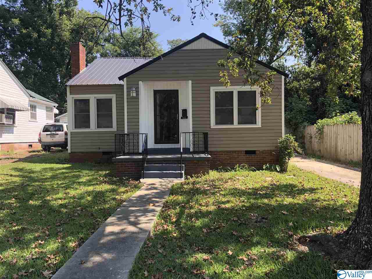 822 Tenth Street - Photo 1