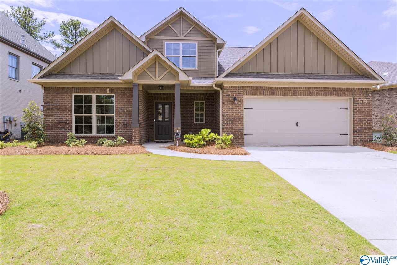 243 Gwinnett Drive - Photo 1