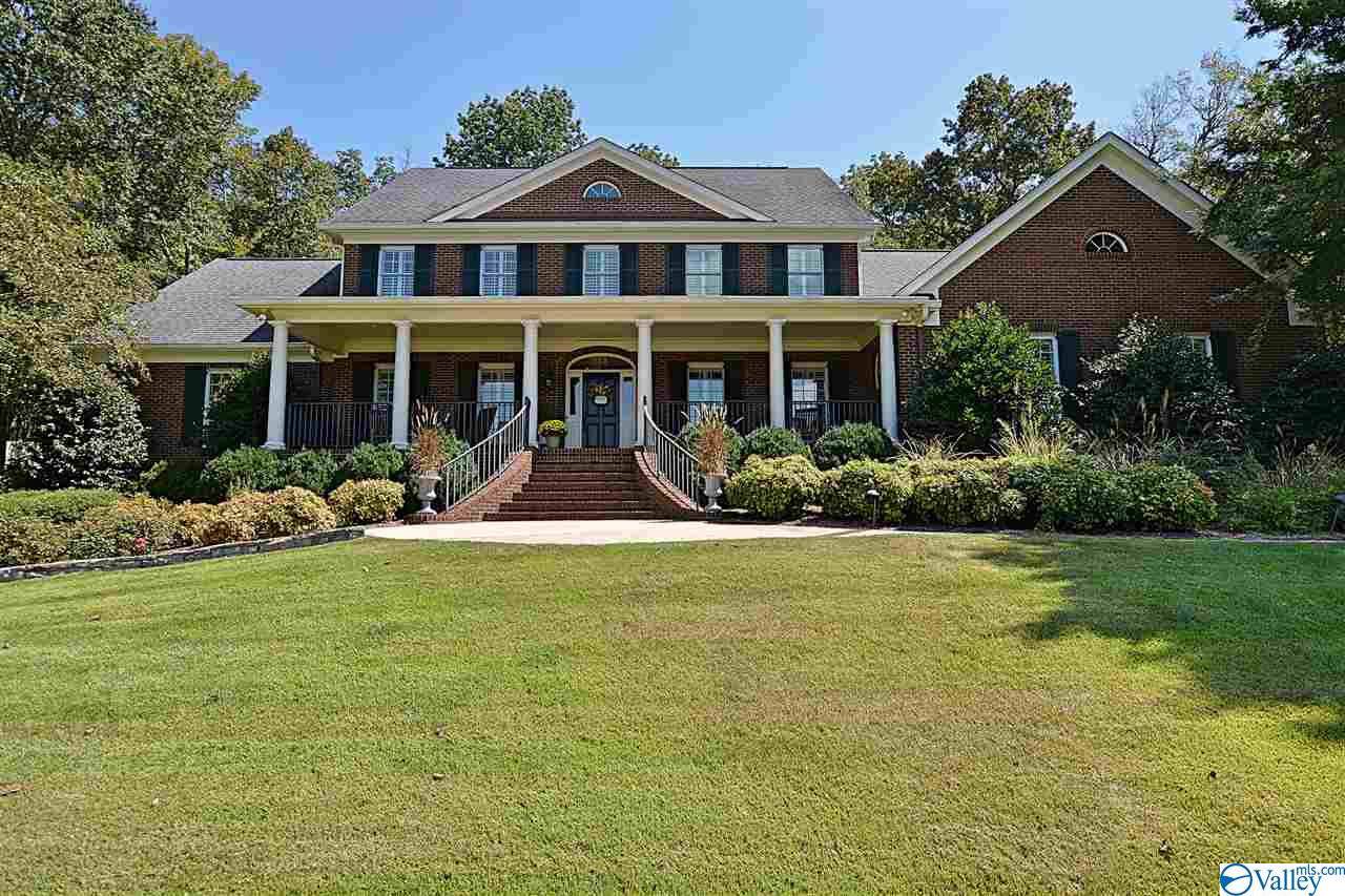 141 Brooks Circle - Photo 1