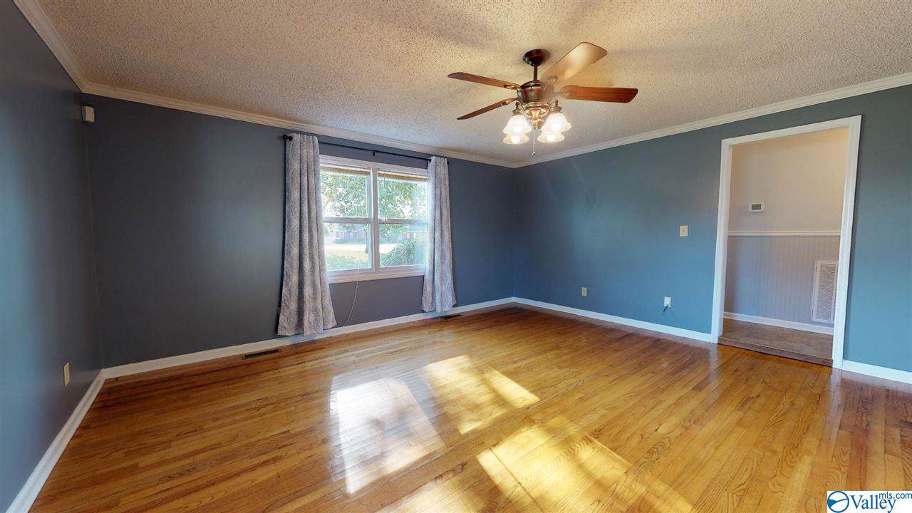 16455 Zehner Road - Photo 1