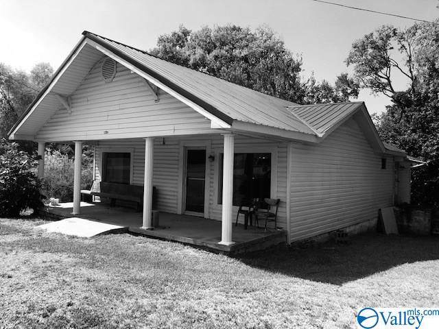 1206 Noccalula Road - Photo 1