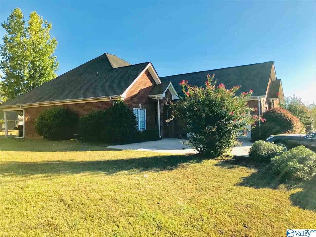 107 Blackwood Drive - Photo 1