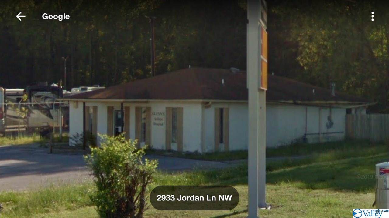 2933 Jordan Lane - Photo 1