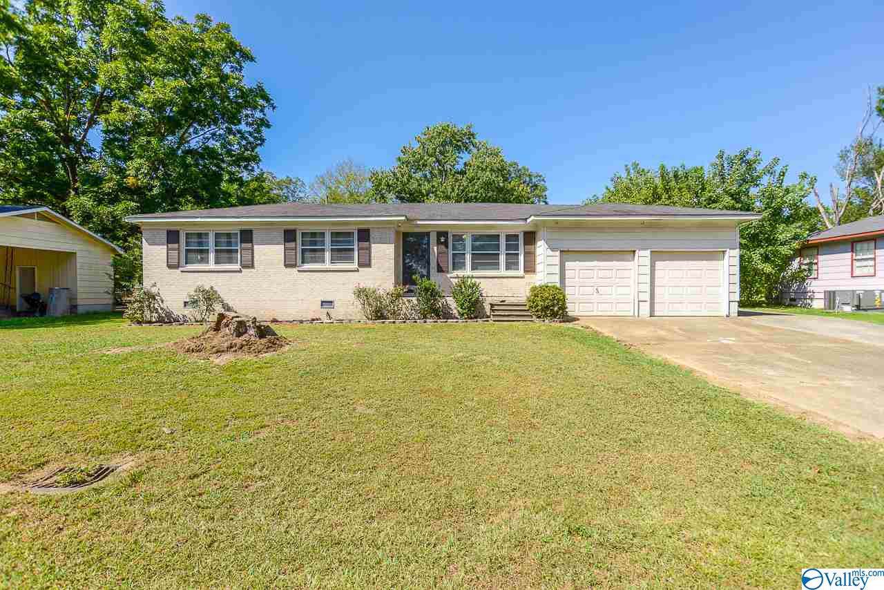 2207 Calray Avenue - Photo 1