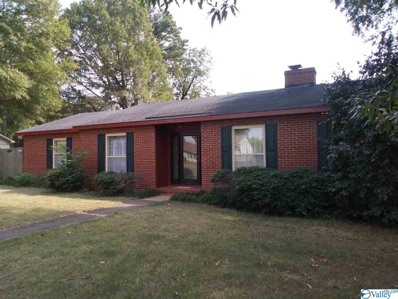 1301 Morningside Court - Photo 1