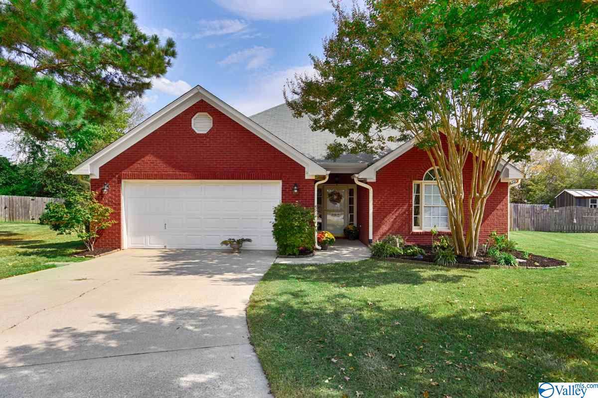106 Windstream Drive - Photo 1