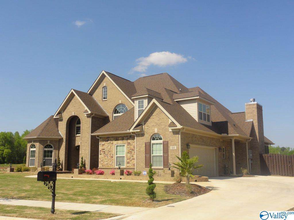111 Thorn Creek Drive - Photo 1