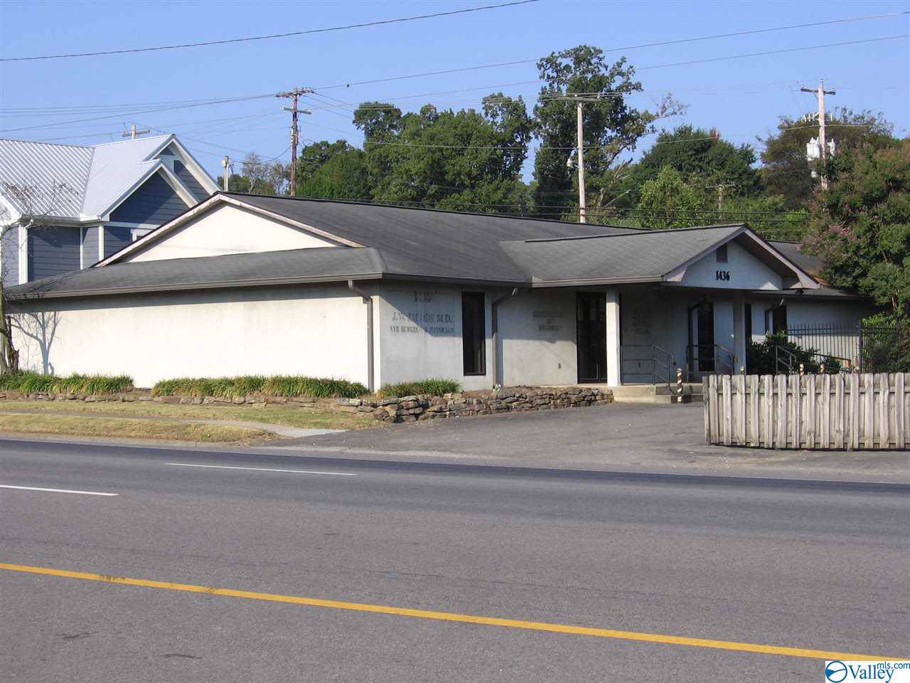 1436 Gunter Avenue - Photo 1