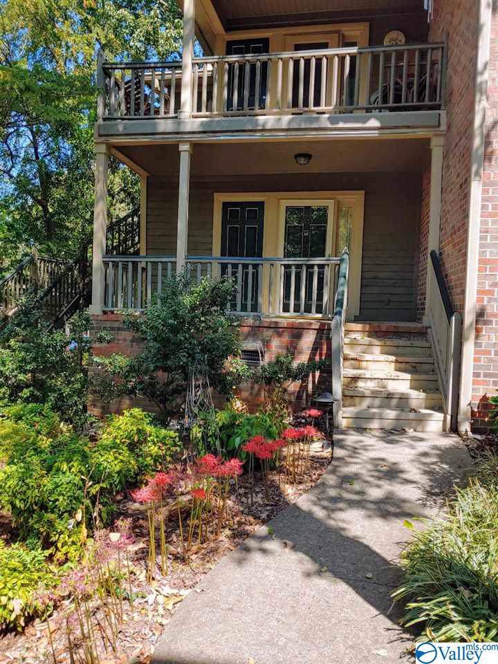 2077 Greenwood Place - Photo 1