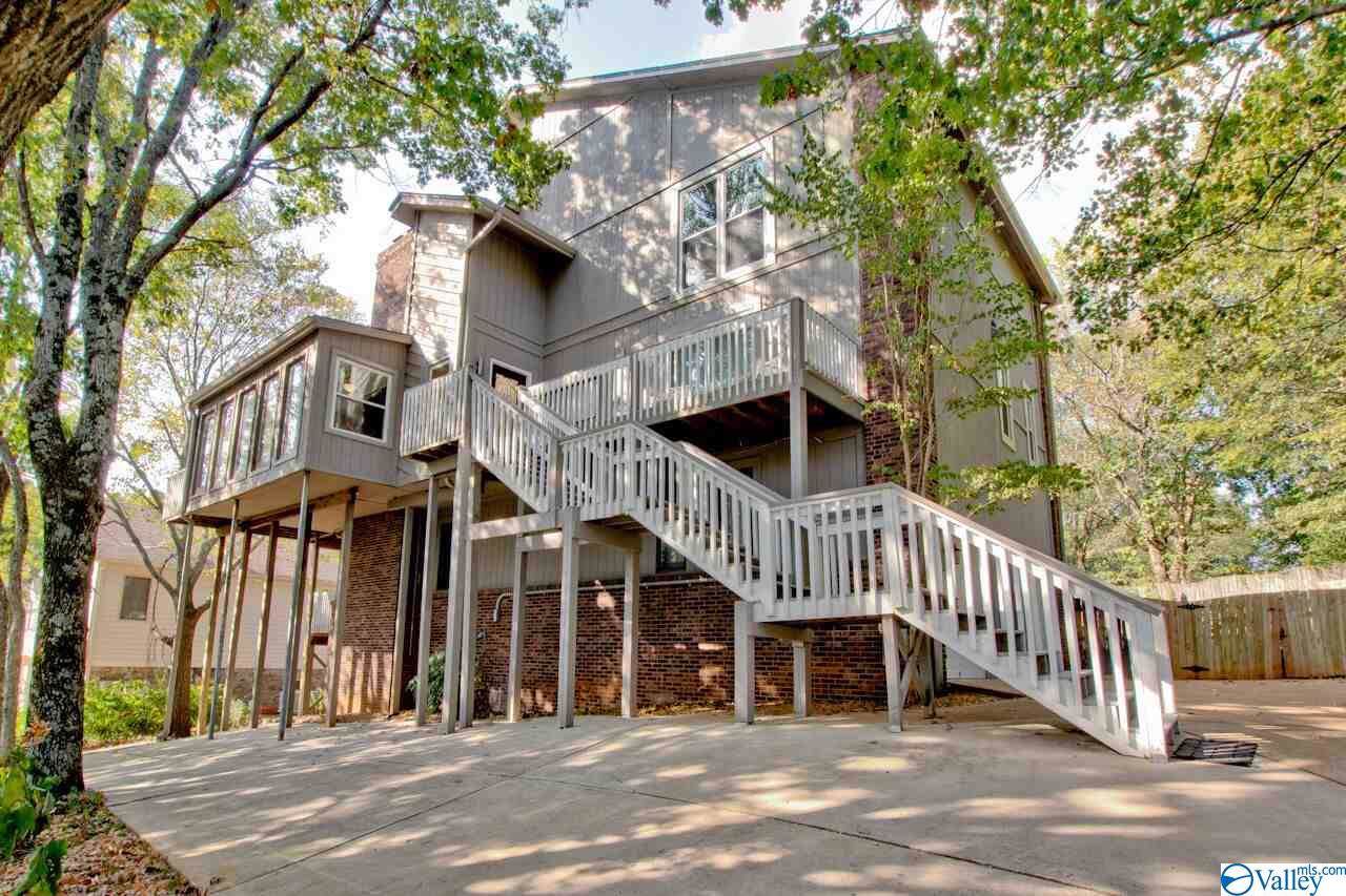 1913 Parkhill Way - Photo 1