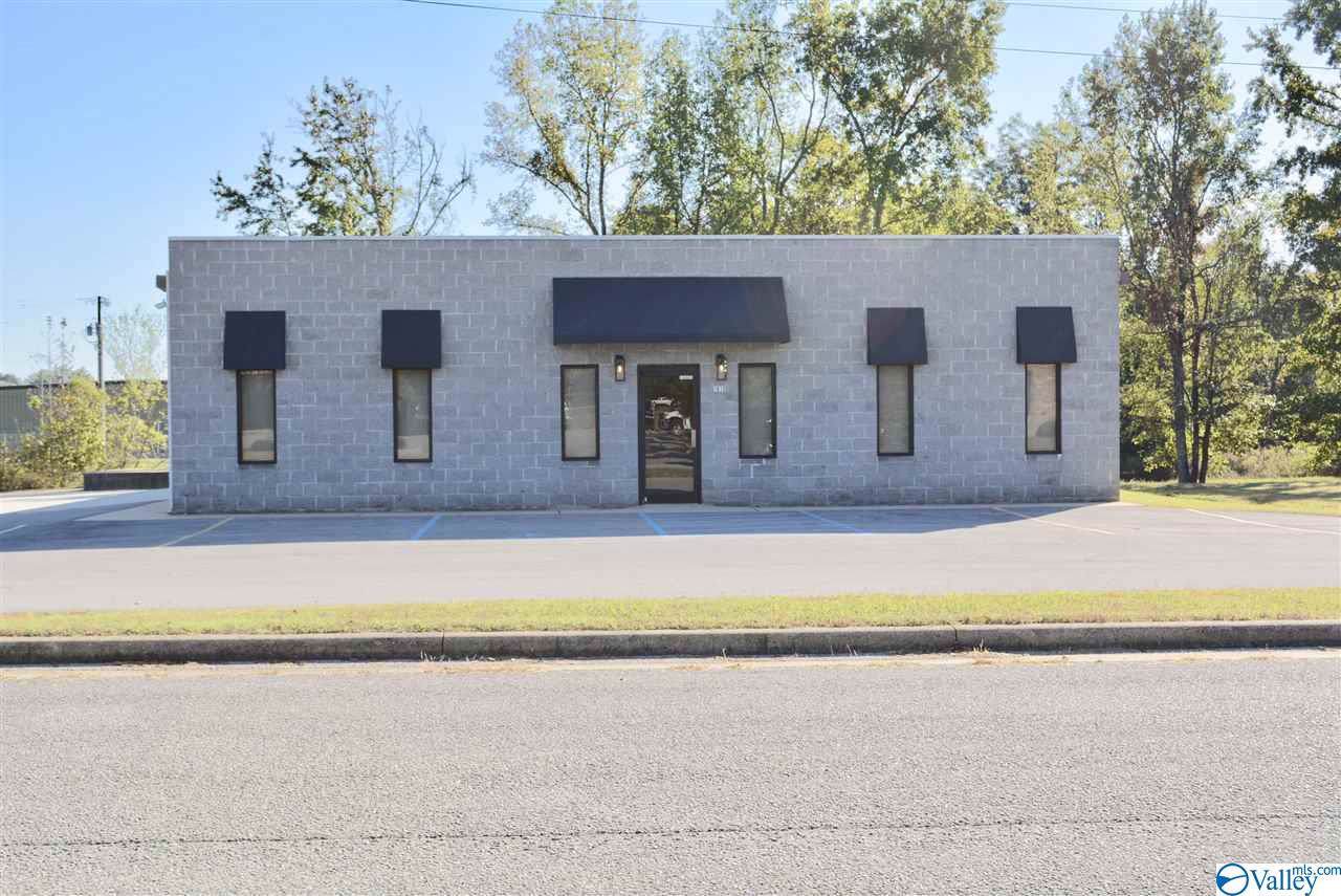 1613 L Gray Blvd - Photo 1