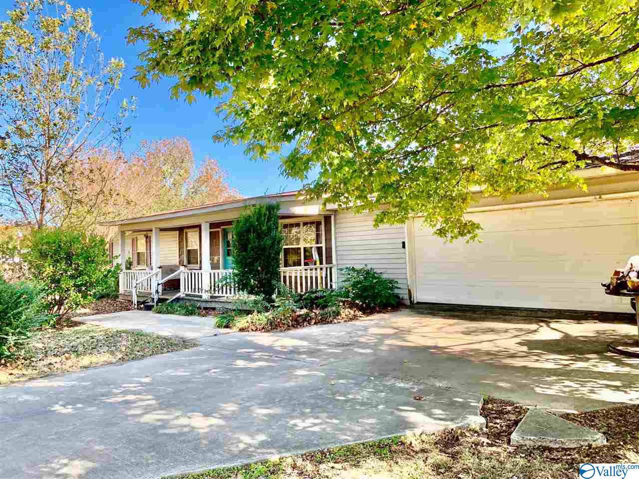 15226 York Lane - Photo 1
