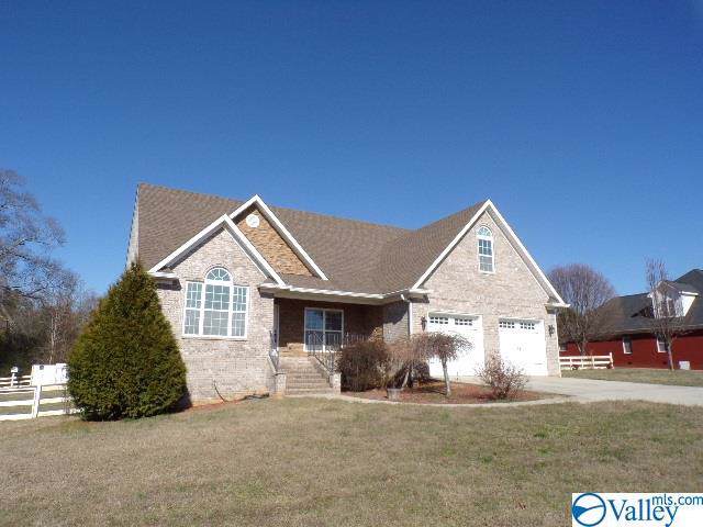 445 Drew Drive - Photo 1