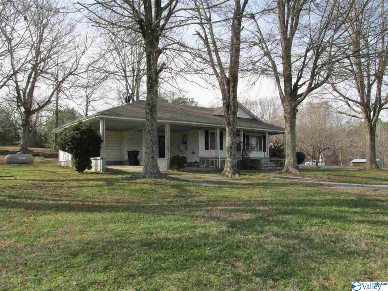 2201 Wallace Avenue - Photo 1
