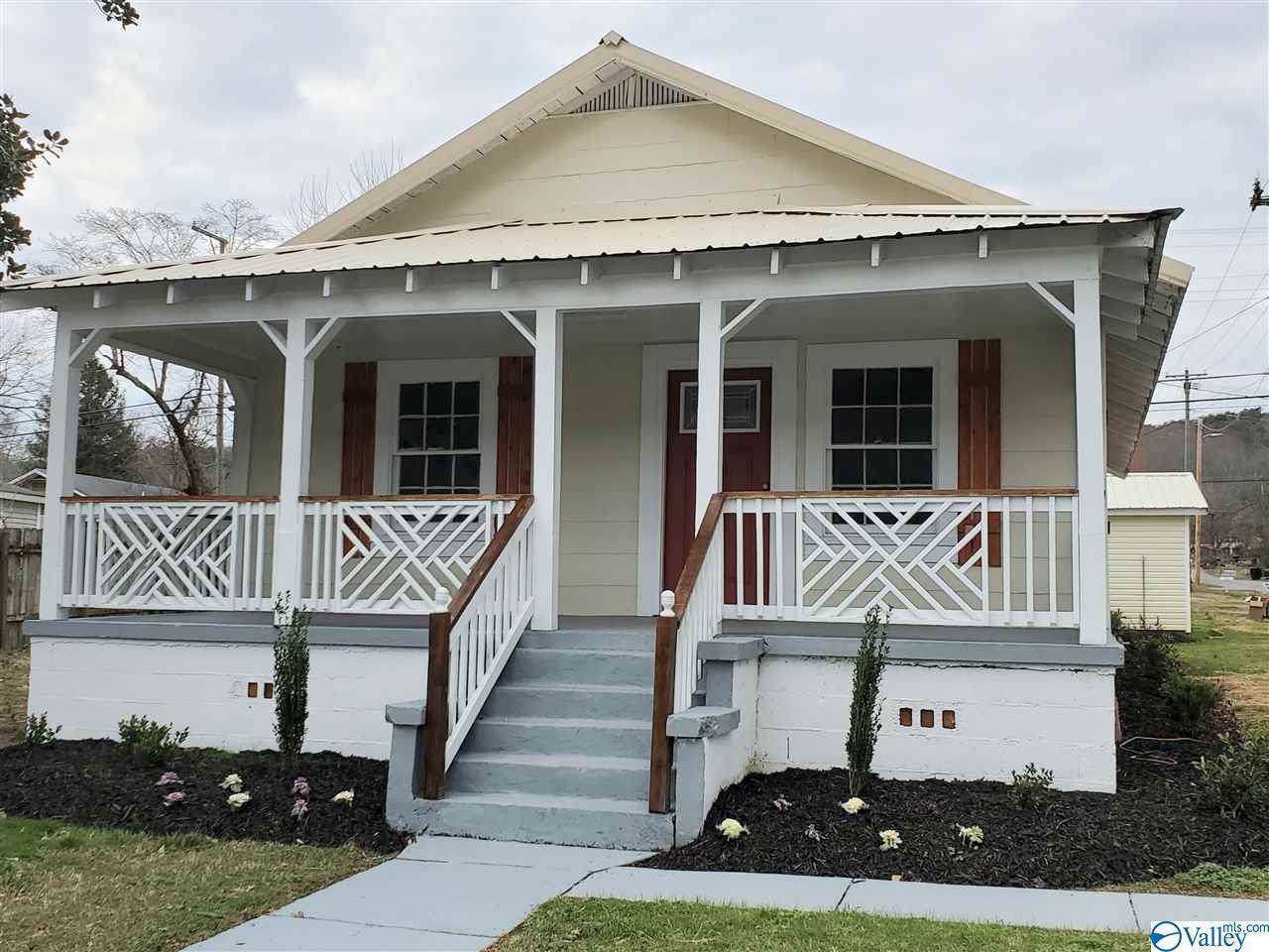 1116 Grand Avenue - Photo 1