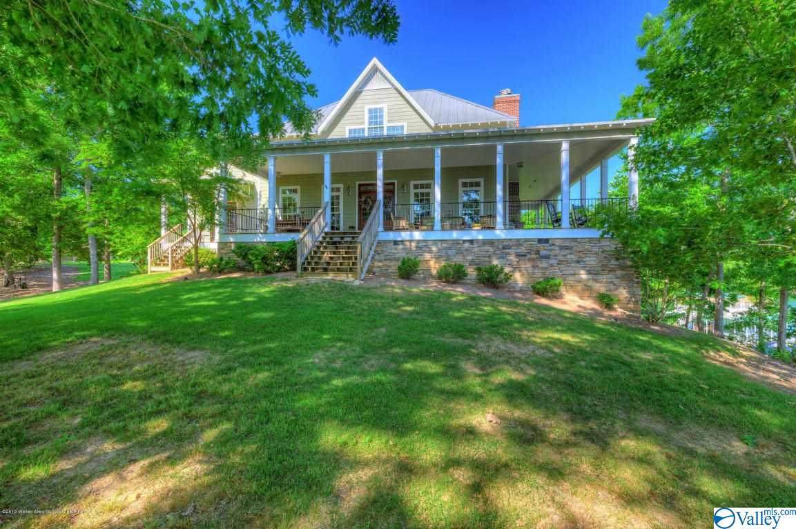 201 Brown Lane - Photo 1