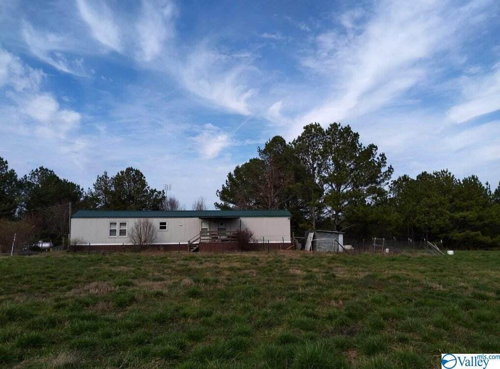1122 County Road 361 - Photo 1