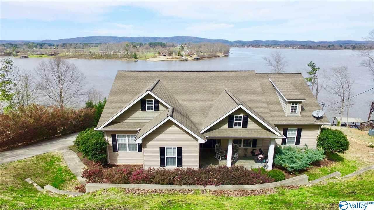 1308 Lakemont Drive - Photo 1