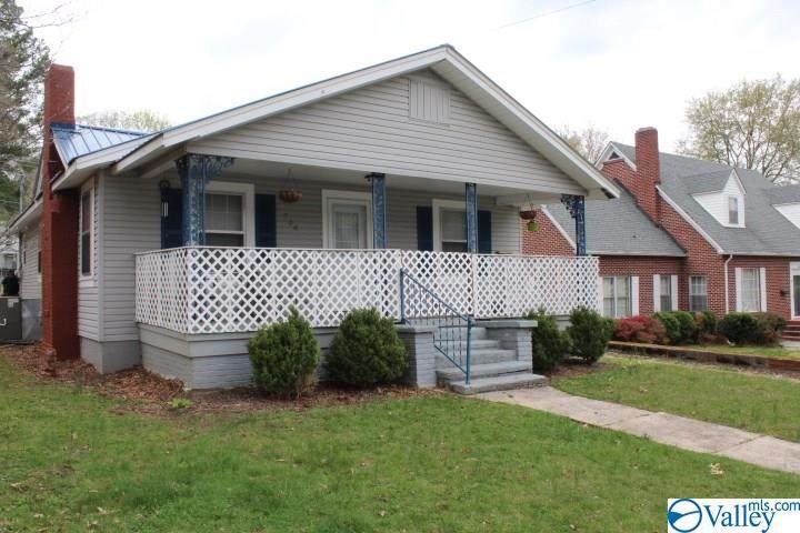 704 Alabama Avenue - Photo 1