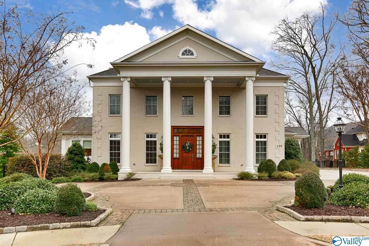 133 Coveshire Place - Photo 1