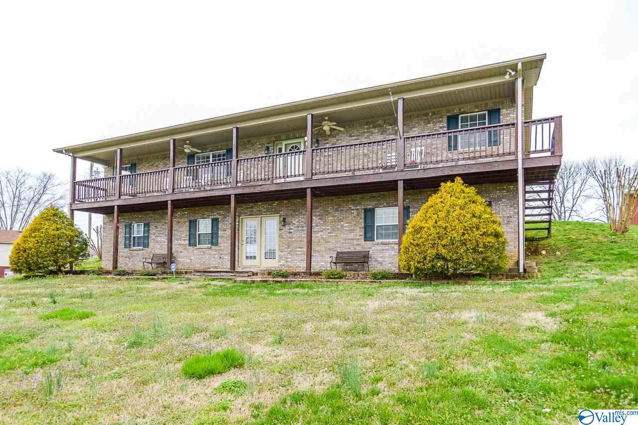106 Edgehill Drive - Photo 1