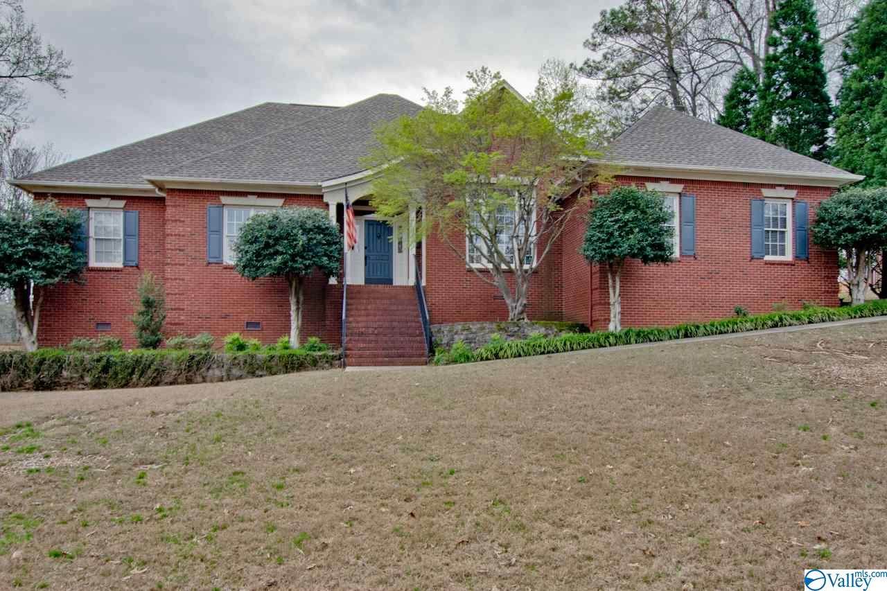 170 Inwood Trail - Photo 1