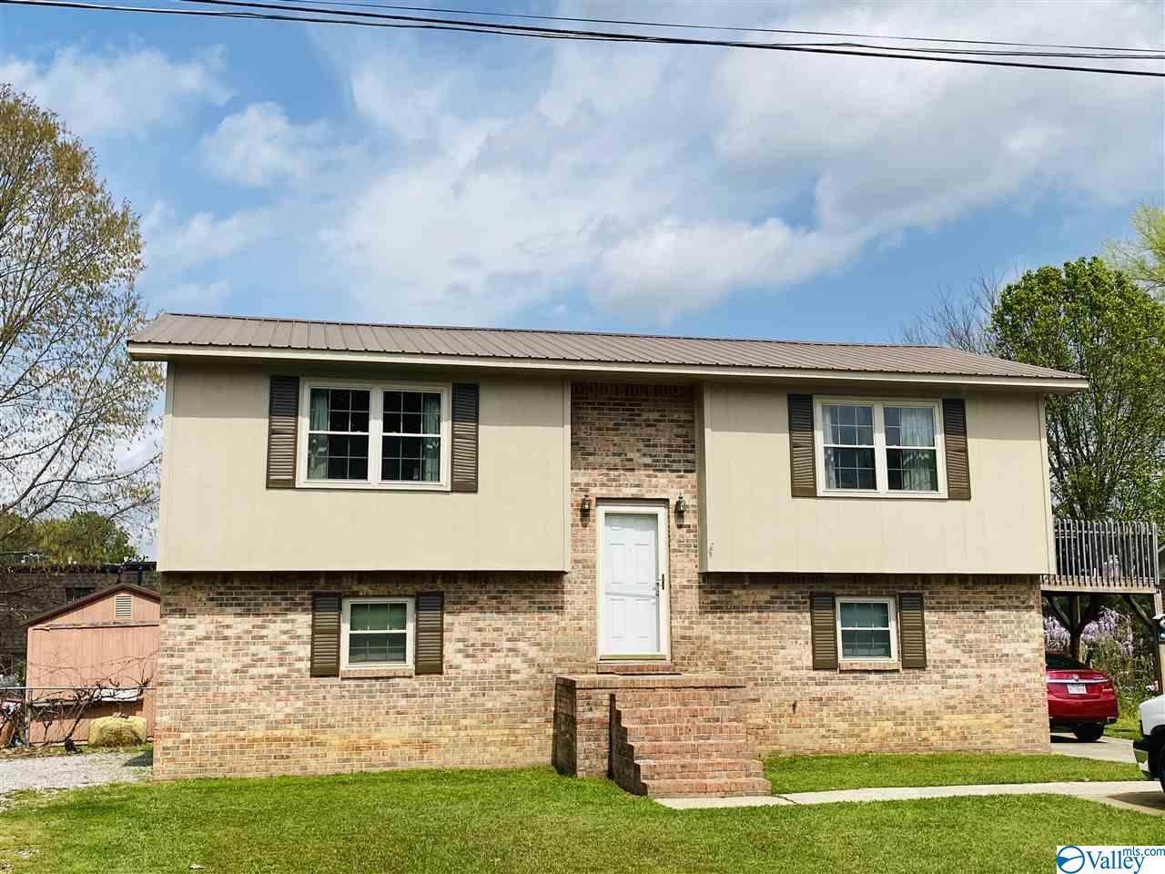 125 Springhill Drive - Photo 1