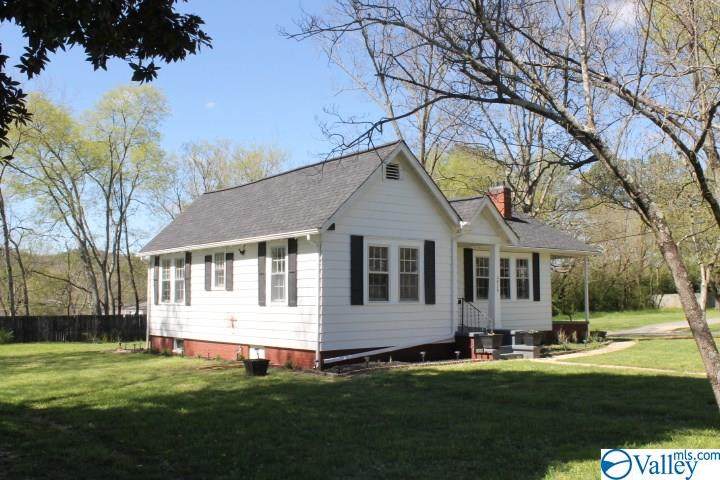 1416 Sanders Avenue - Photo 1