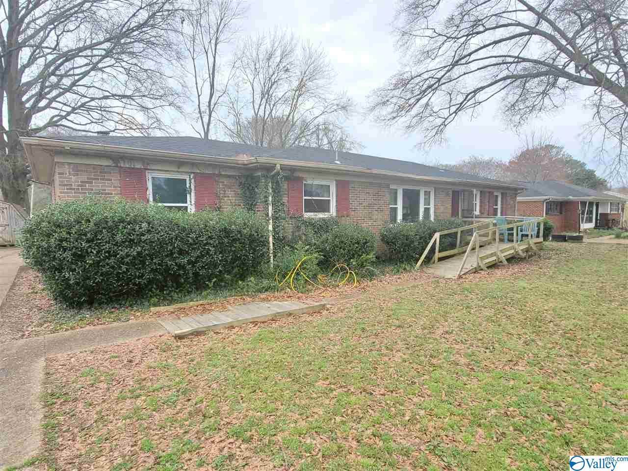 4410 Lakeview Drive - Photo 1 4410 Lakeview Drive - Photo 1