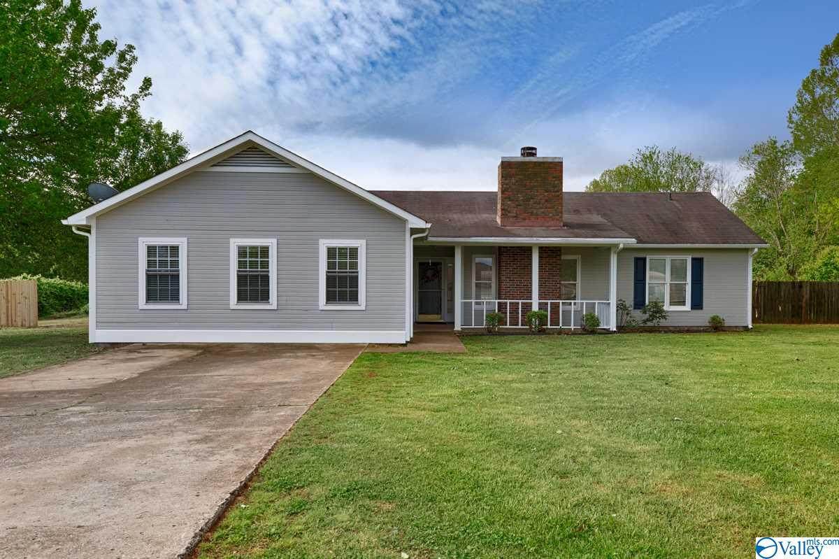 117 Molly Bette Drive - Photo 1
