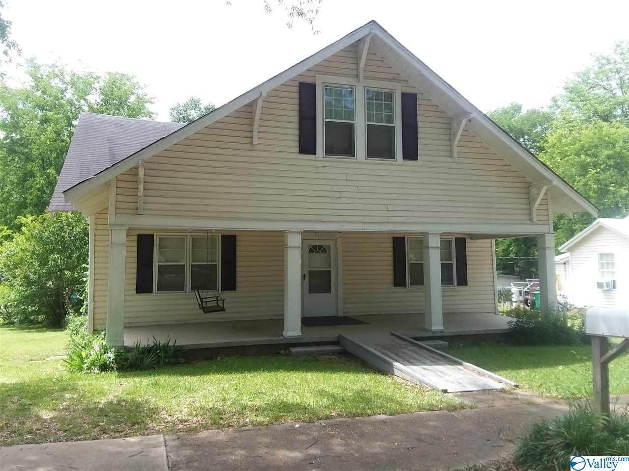 213 Cannon Avenue - Photo 1