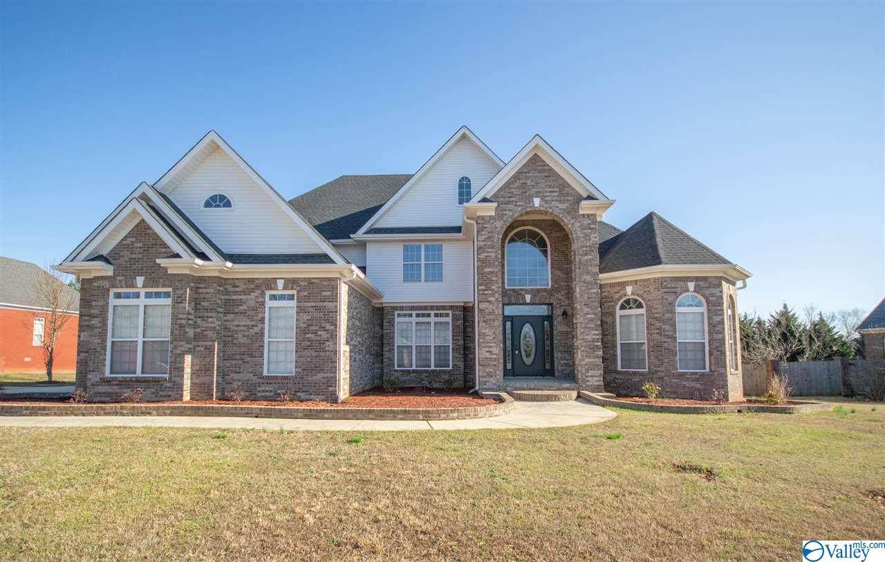 104 Summer Brook Court - Photo 1 104 Summer Brook Court - Photo 1
