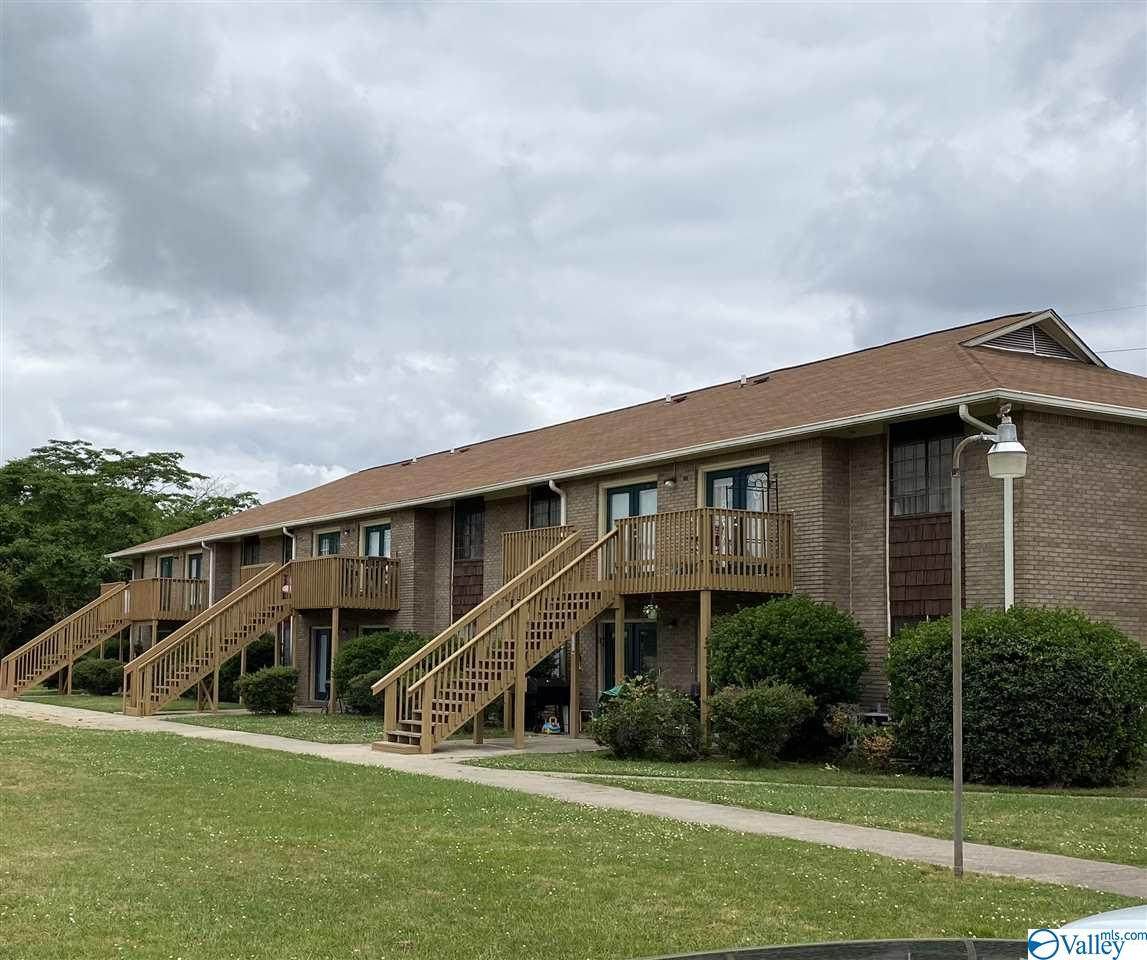 2807 Sandlin Road - Photo 1