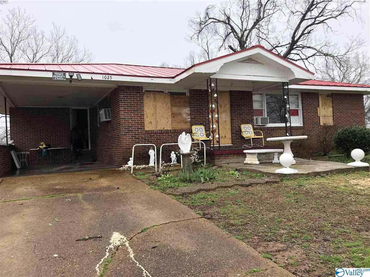 1025 Pruitt Street - Photo 1 1025 Pruitt Street - Photo 1